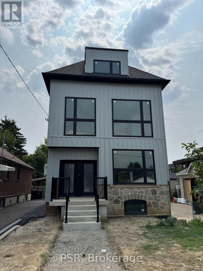 Building Photo - 99 Ypres Rd