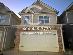 Building Photo - 112 Squarewood Ln NW