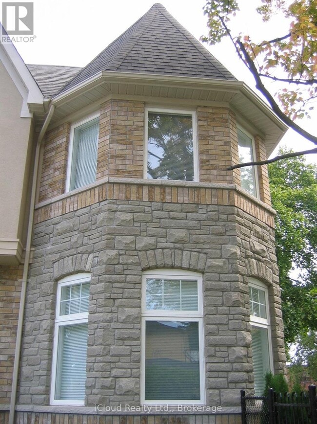 Building Photo - 9 Benson Ave