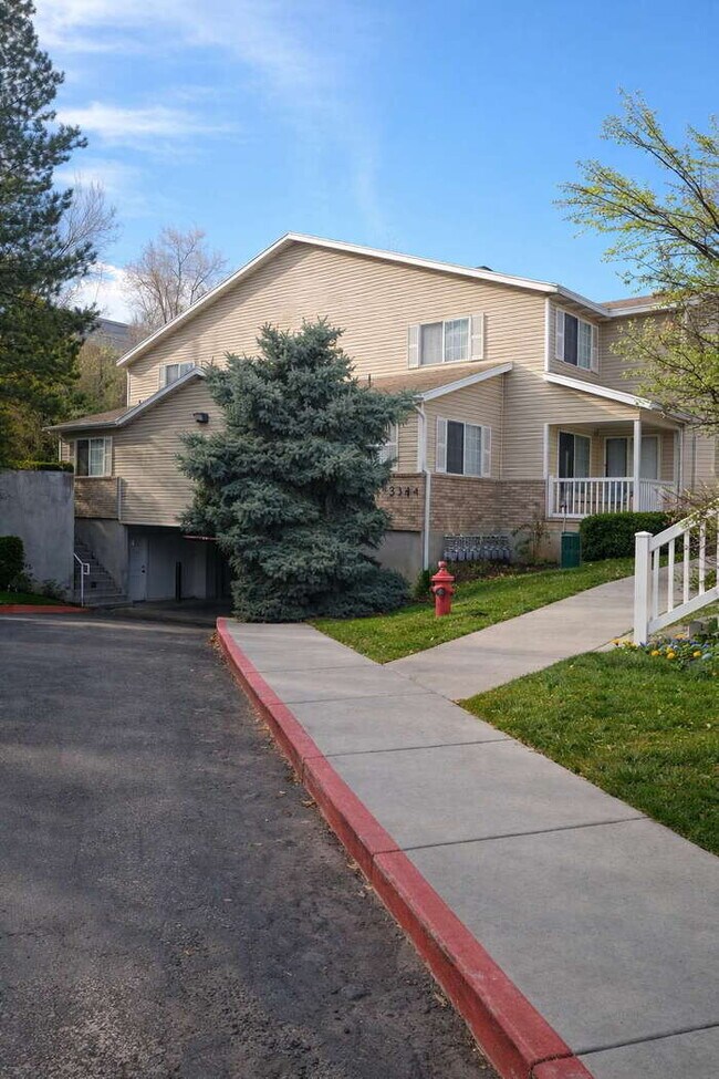 Photo - No deposit option for qualified renters Townhome