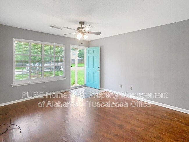 Building Photo - 2751 Meadowlark Ln