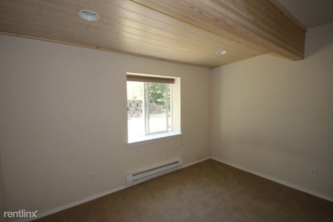 Building Photo - 1 br, 1 bath House - 678 Lupfer Meadows road