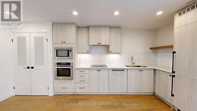 Building Photo - 2082 Lumen Dr