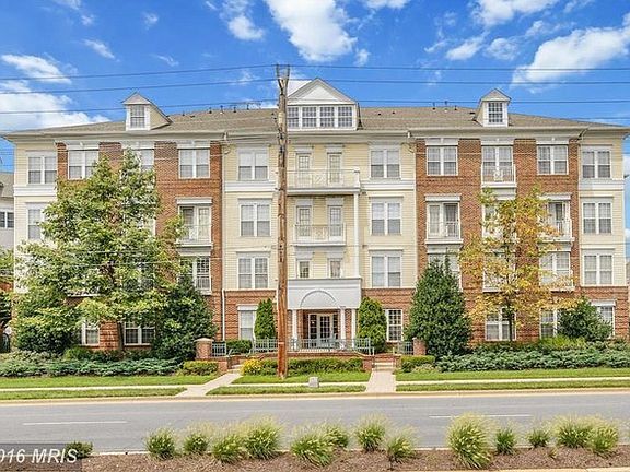 Building Photo - 305 Redland Blvd