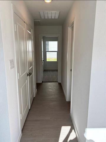 Foto del edificio - 3136 Burmese St