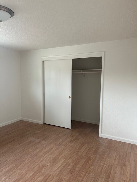 Building Photo - 1733 Crater Lake Ave