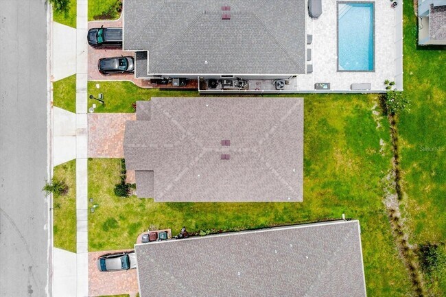 Building Photo - 2498 Empress Dr