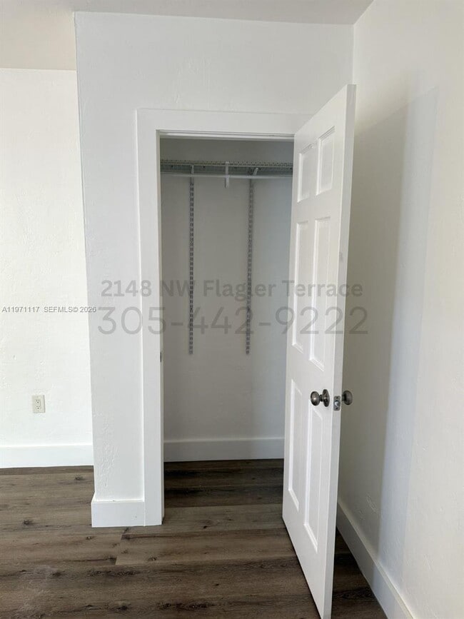 Foto del edificio - 2148 NW Flagler Terrace