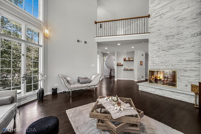 Foto del edificio - 8960 Enclave Dr
