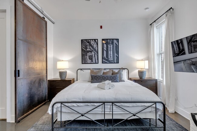 Photo - 210 30th Ave N Townhome