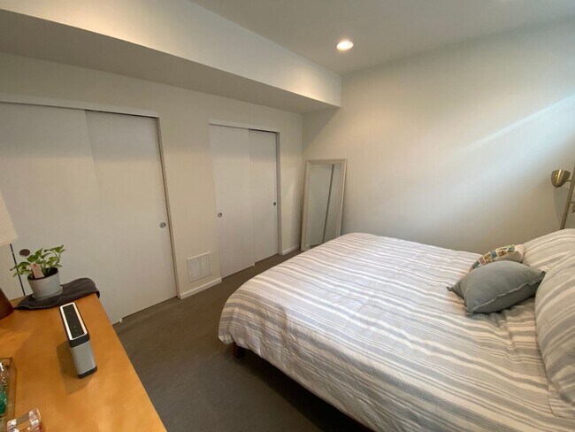 Foto del edificio - Charming 2BR Townhome in Denver