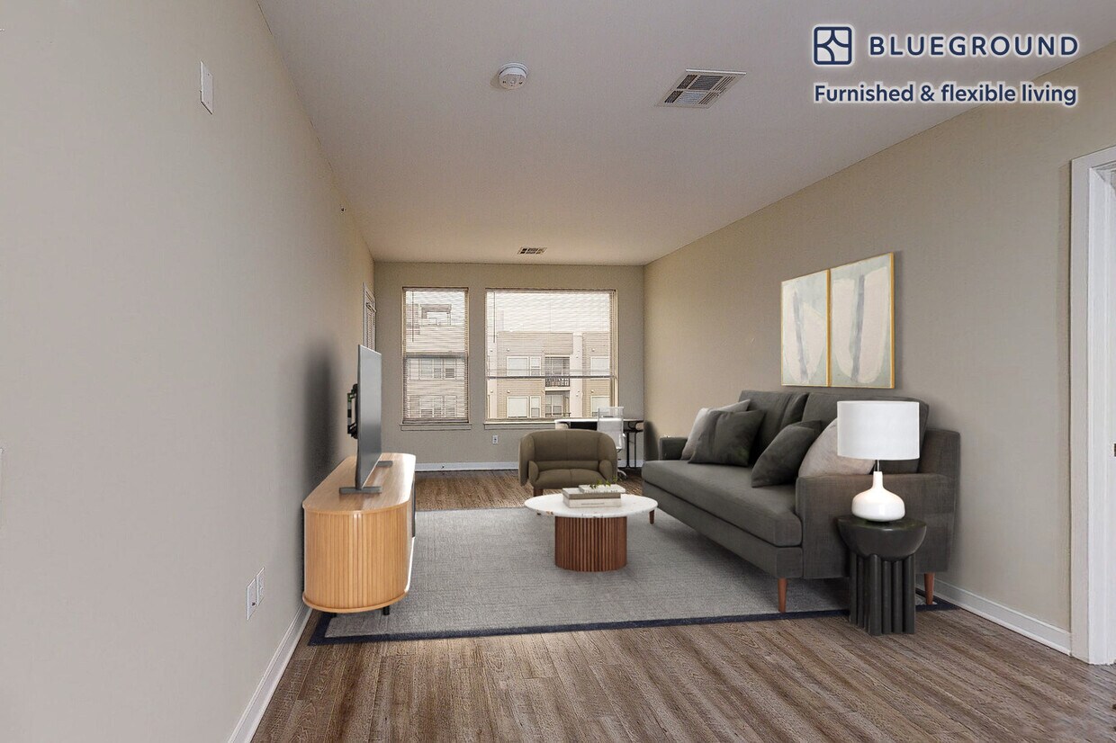 Primary Photo - 79 Alexander St