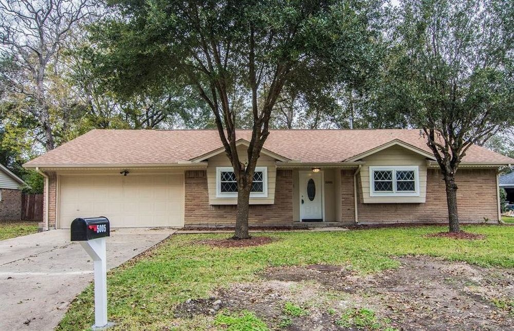 5003 Meadowlark Street House Rental in Dickinson, TX