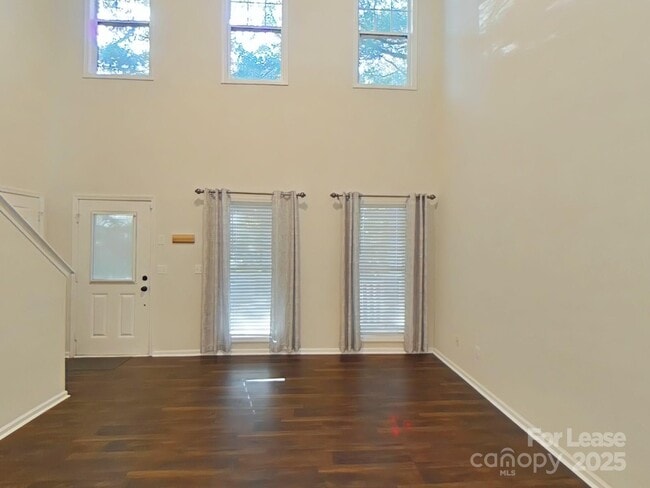 Building Photo - 5418 Franklin Springs Cir