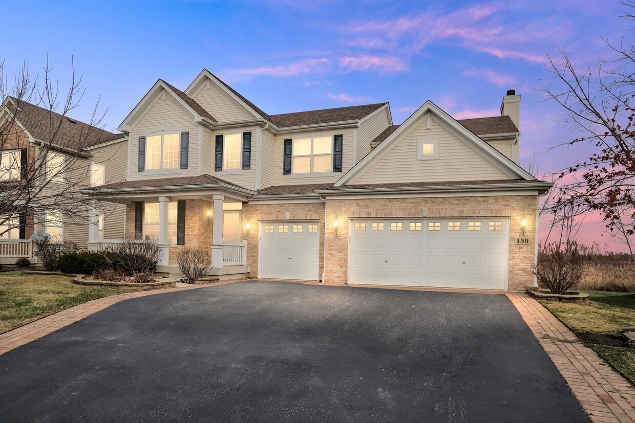 159 Charleston Ln, Gilberts, IL 60136 House Rental in Gilberts, IL