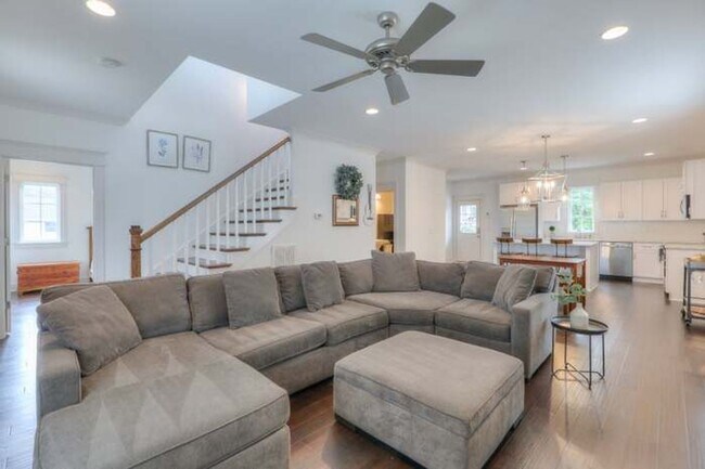 Foto del edificio - East Nashville 3 Bedroom 2.5 Bath!