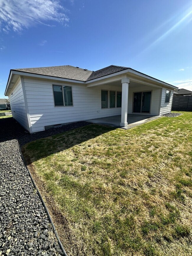Foto del edificio - Beautiful 3-Bedroom, 2 Bath Home in Pasco!