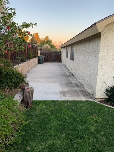Foto del edificio - One story home in Mission Oaks near Las Colinas