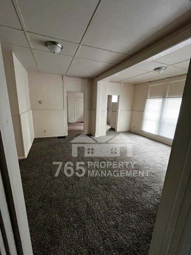 Foto del edificio - 603 S Main St