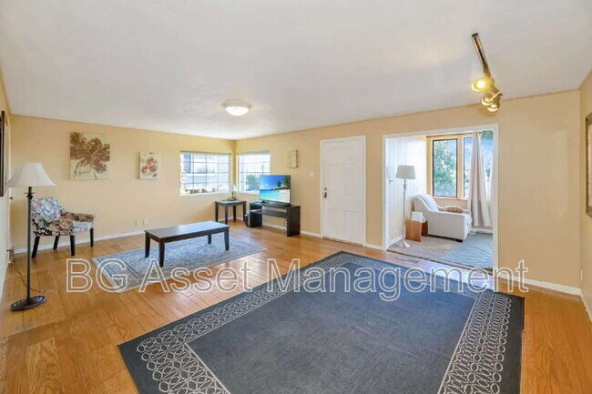 Foto del edificio - 6606 Aqua Vista Ct