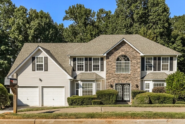 Building Photo - 1043 Field View Dr