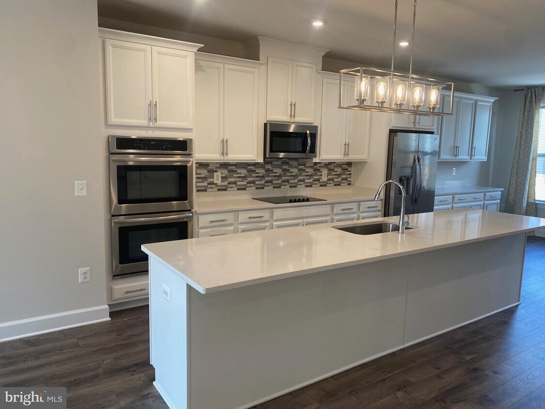 Foto principal - 10587 Ratcliffe Trl