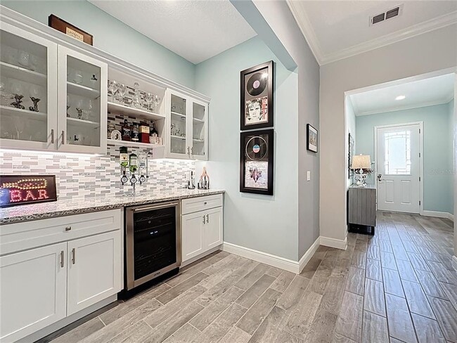 Foto del edificio - 2244 Antilles Club Dr