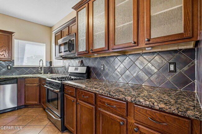 Building Photo - 3165 Sarina Cir