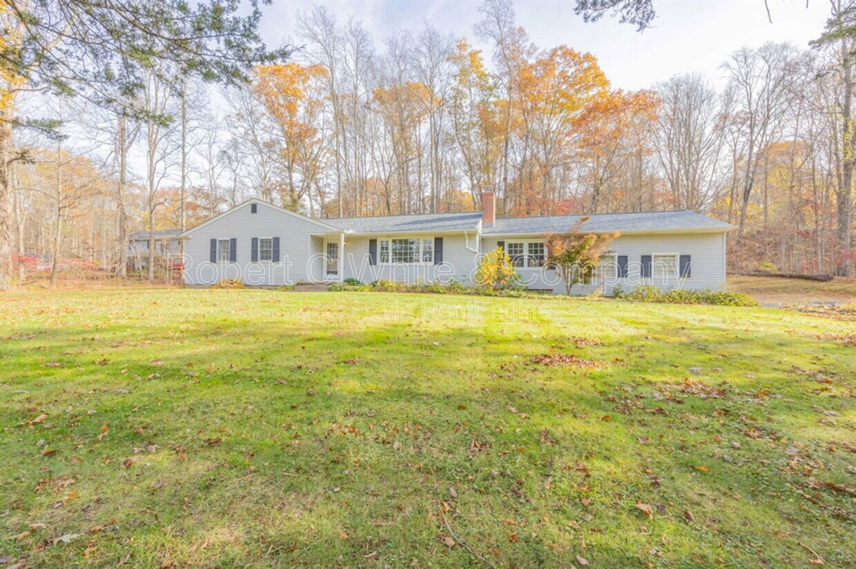 Primary Photo - 43 Evergreen Rd