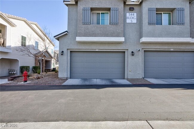 Foto del edificio - 544 Mossy Cup St