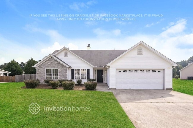 Building Photo - 4030 Hollow Springs Tr SE