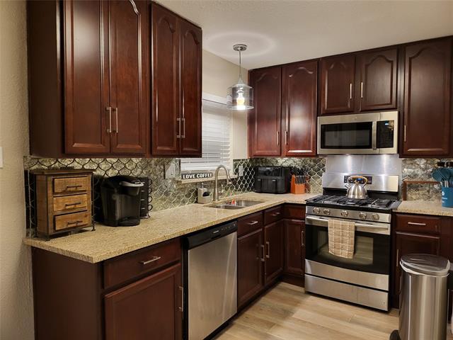 Foto del edificio - 334 Freeman St