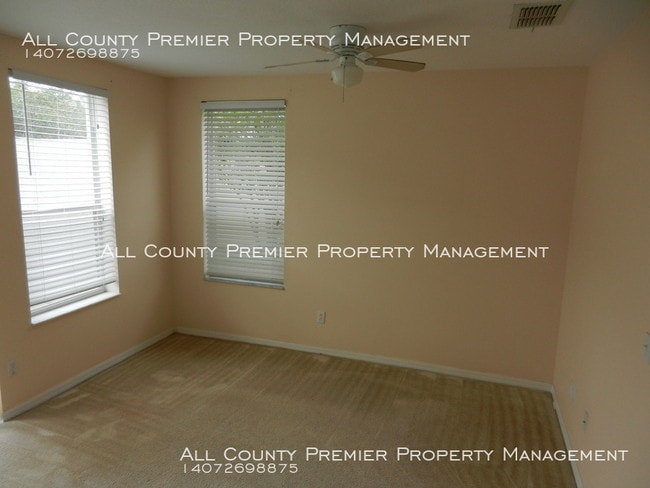 Building Photo - 3/2 Beautiful Townhouse! Available Now!