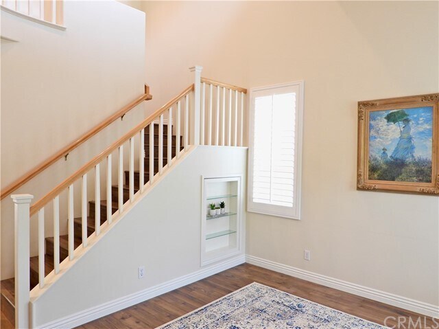 Building Photo - 8370 Meadowgate Dr