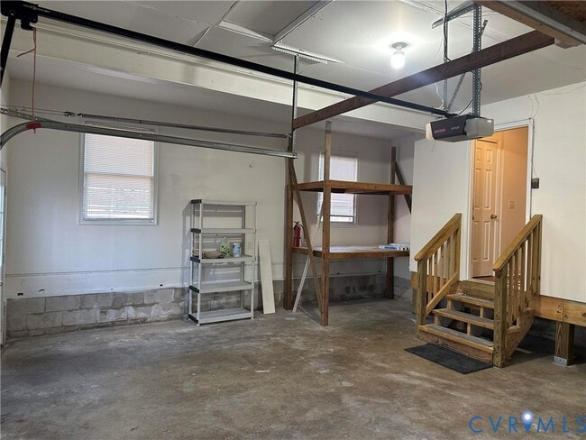 Building Photo - 10510 Courtney Rd