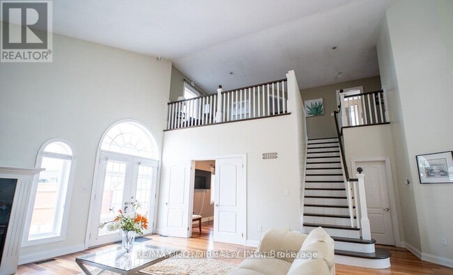 Photo du bâtiment - 8905 McGarry Dr