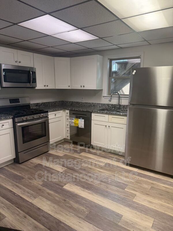 Foto del edificio - 8781 Damron Pl