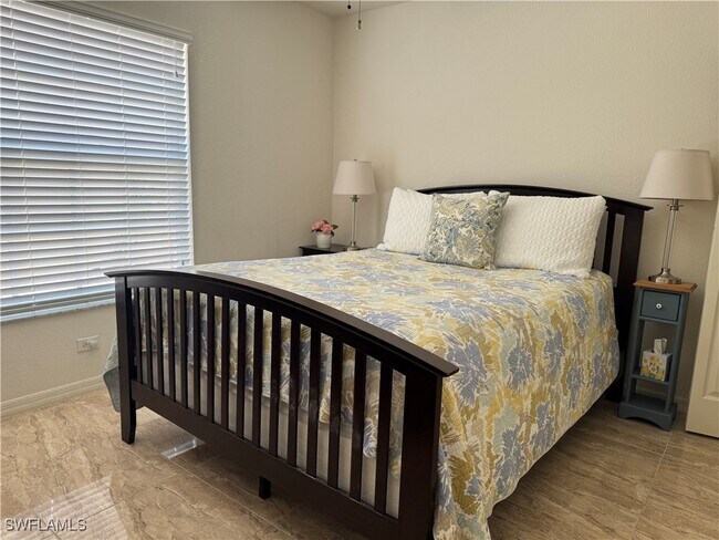 Foto del edificio - 26691 Rosewood Pointe Dr