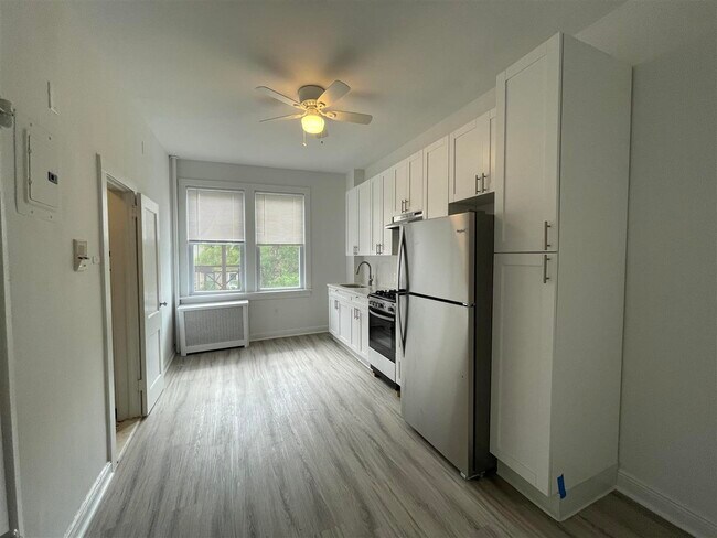 Foto del edificio - 231 Clinton St