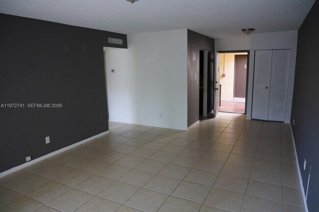 Foto del edificio - 13714 SW 90th Ave