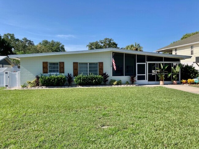 Foto del edificio - 1920 NW 18th St