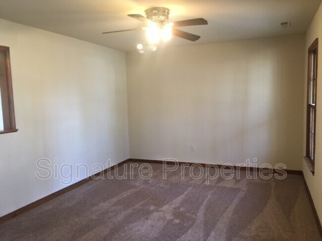 Building Photo - 4903 Campbellridge Dr