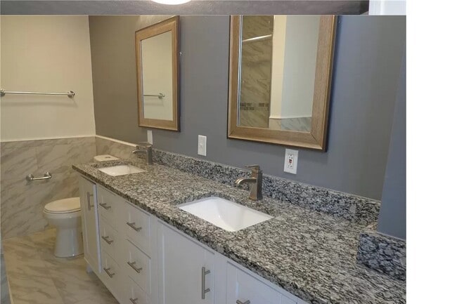 Foto del edificio - 7501 Elton Ave