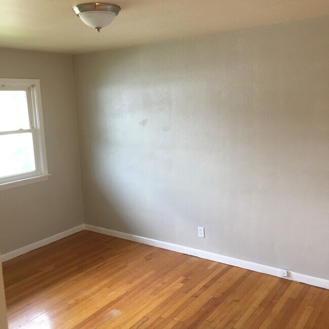 Foto del edificio - 1732 Remington Rd