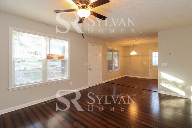 Foto del edificio - Where Charm Meets Comfort