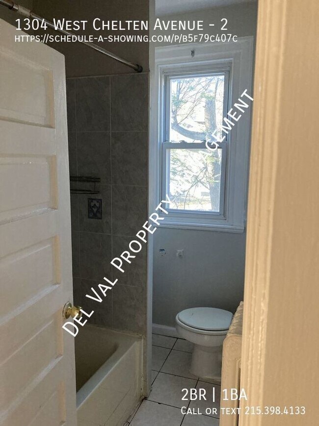 Foto del edificio - Renovated Historic 2-Bd Apartment in Olney...