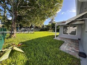 Foto del edificio - 6660 NW 25th St