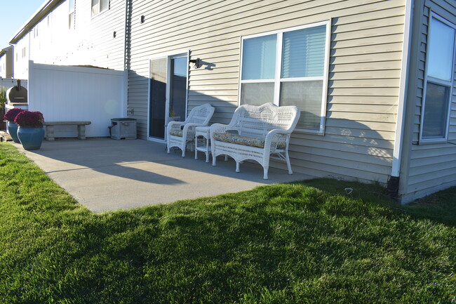 Building Photo - 5294 Platinum Dr