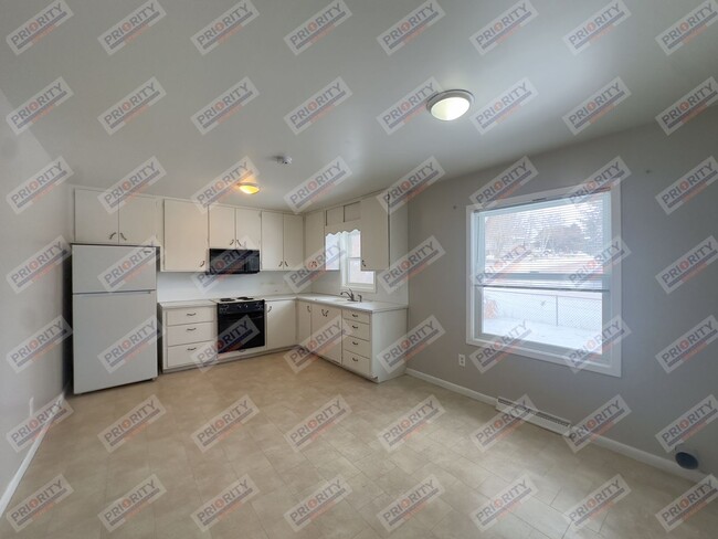 Building Photo - 1204 Wagonhammer Ln