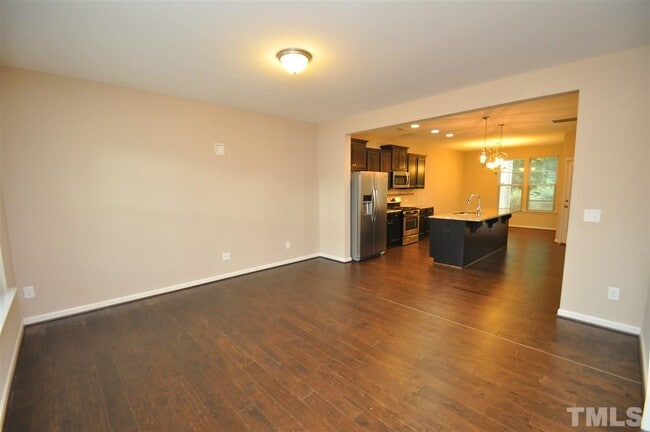 Building Photo - 1015 Midtowne Way